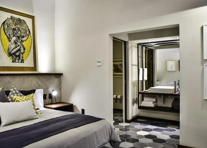 Hotel Criol